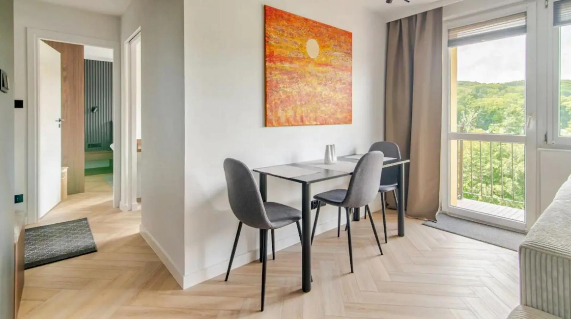 Sunny 2 Bedroom Apartment, Free Parking, High Speed Internet Gdansk Poland